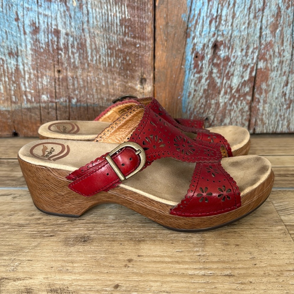 Dansko Clog Red Sandals Open Toe Size 37 - image 1